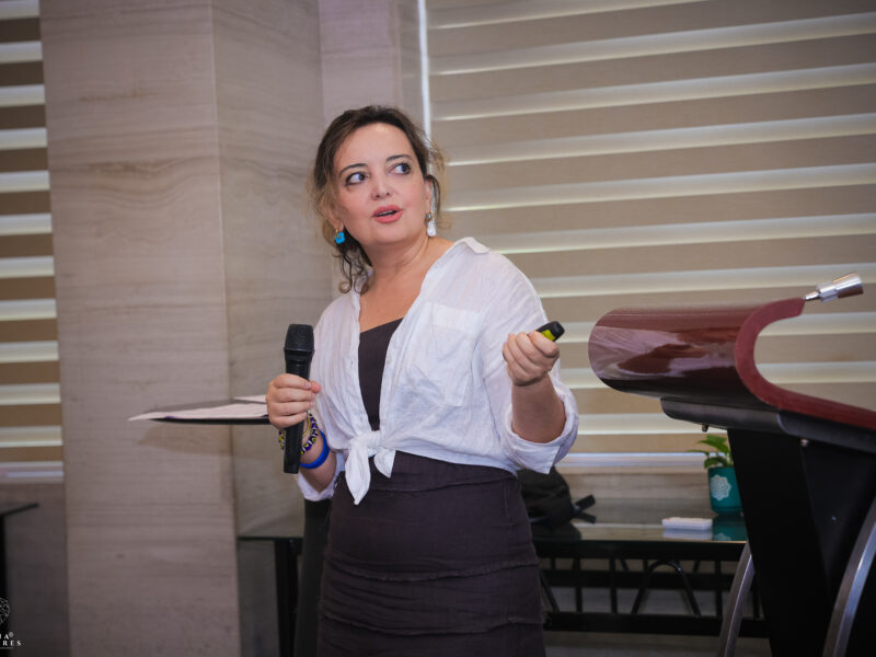 Dr. Esmita Charani presenting on intersectional research in AMR 